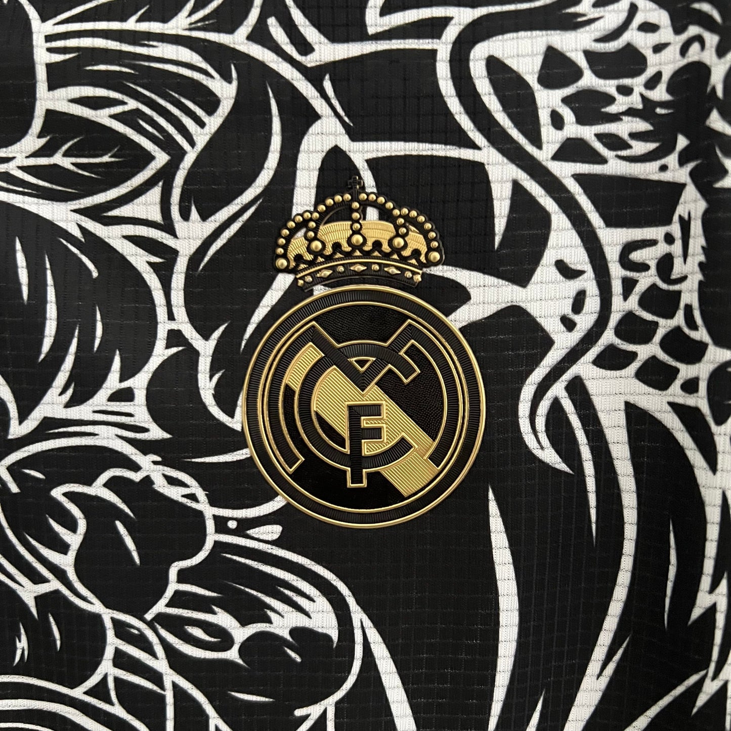 23/24 REAL MADRID SERPENT D'OR