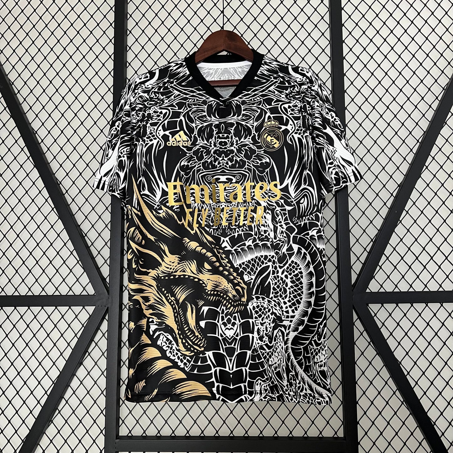 23/24 REAL MADRID SERPENT D'OR