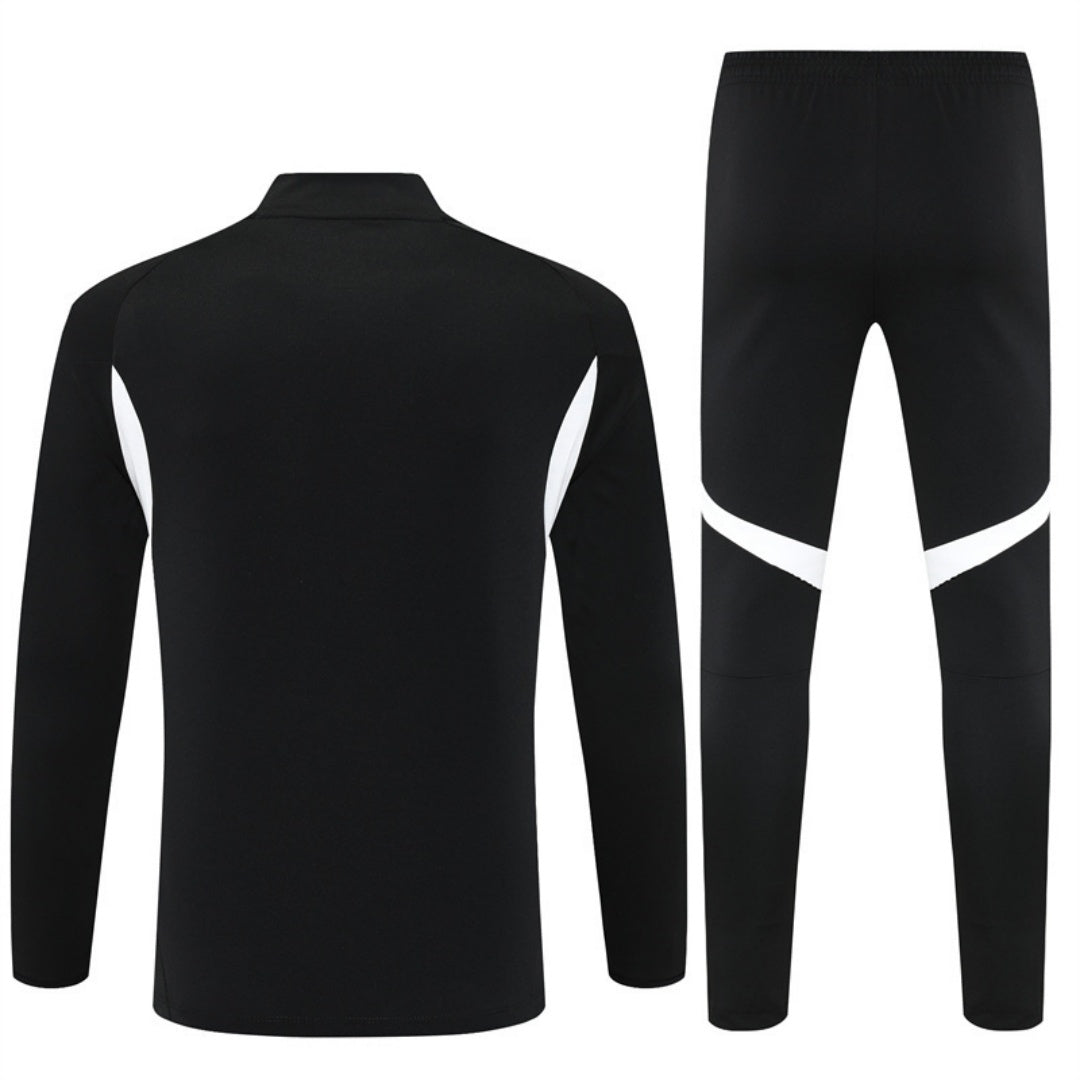 25/26 Liverpool Black Tracksuit