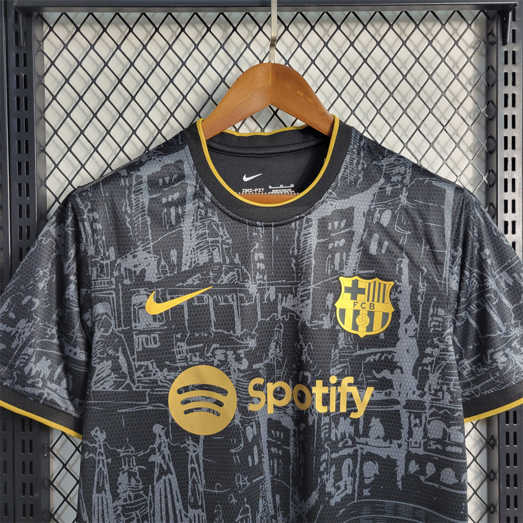 23-24 BARCELONE NOIR ET OR ÉDITION LIMITÉE