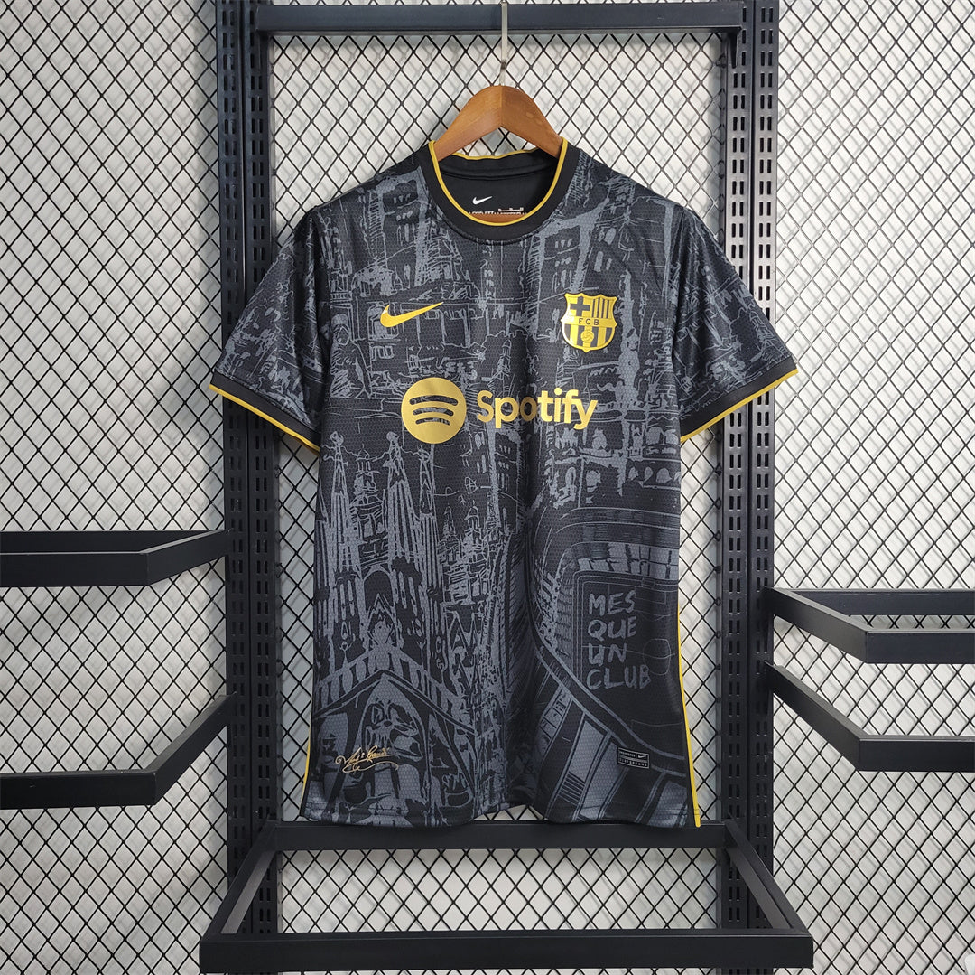 23-24 BARCELONE NOIR ET OR ÉDITION LIMITÉE