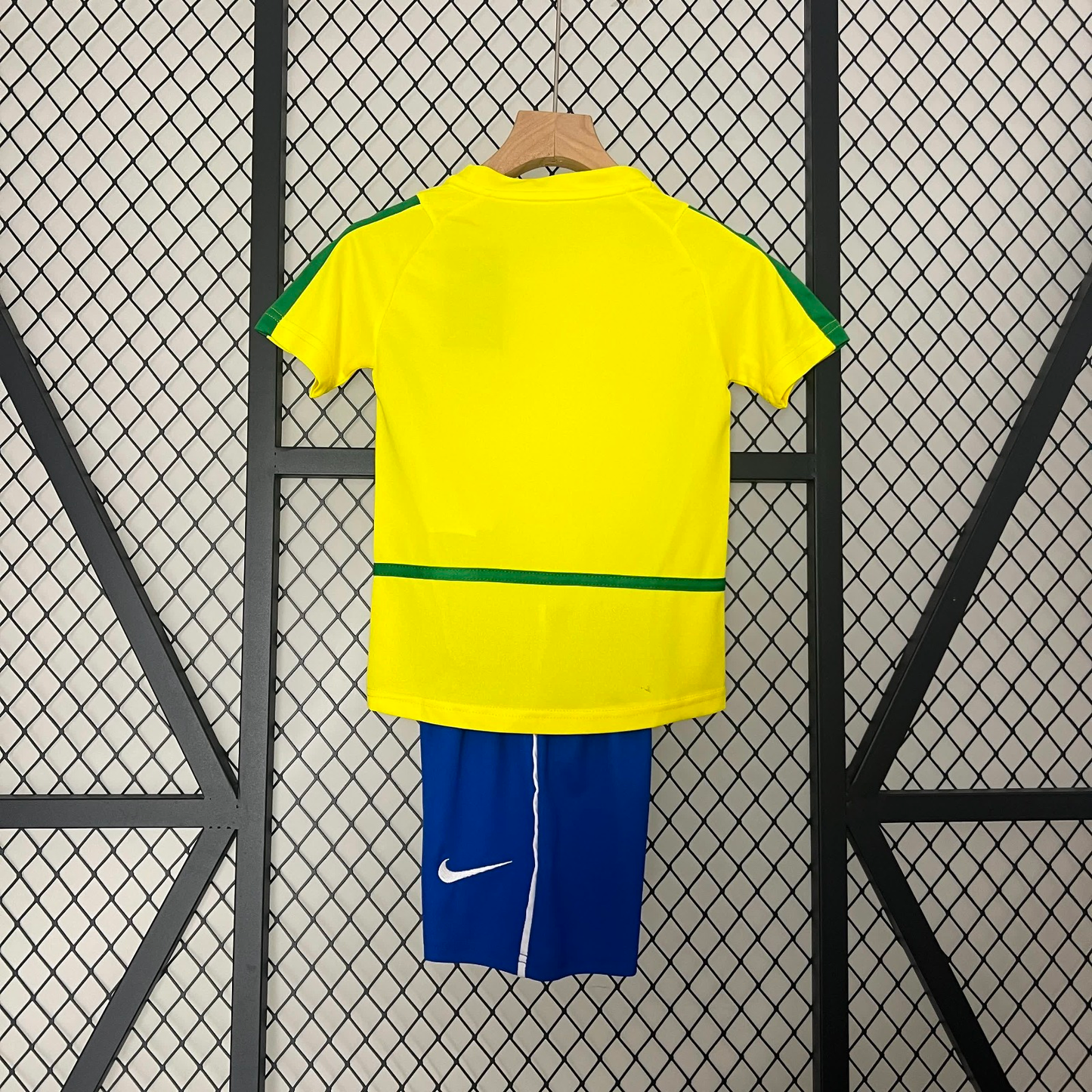 24/25 Brazil Retro Kids Set