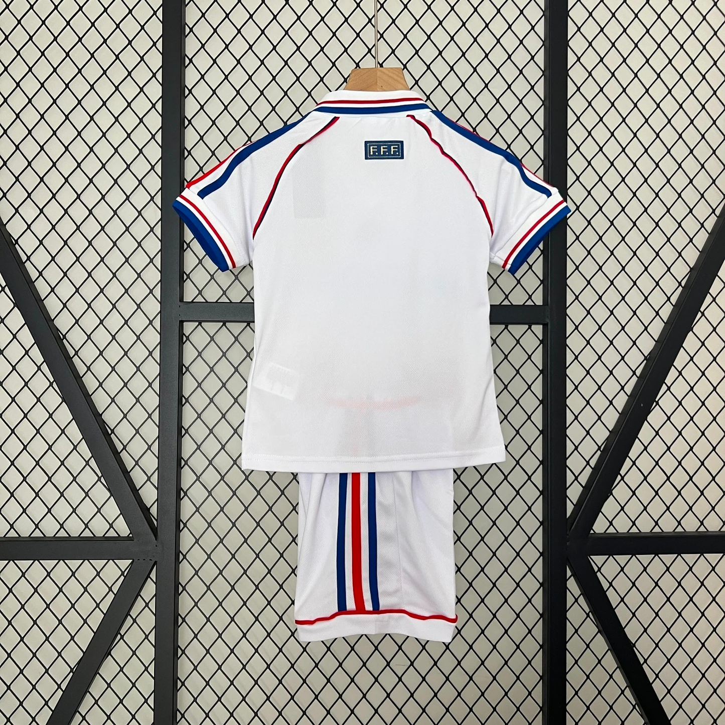 24/25 France Retro Kids Set