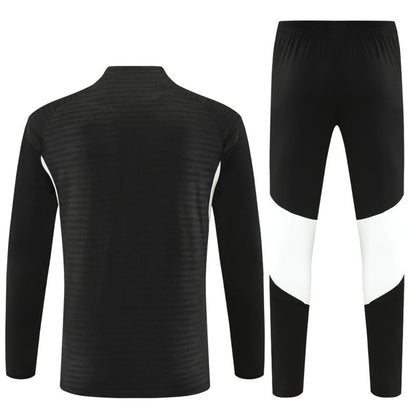 25/26 Liverpool Black Special C Tracksuit