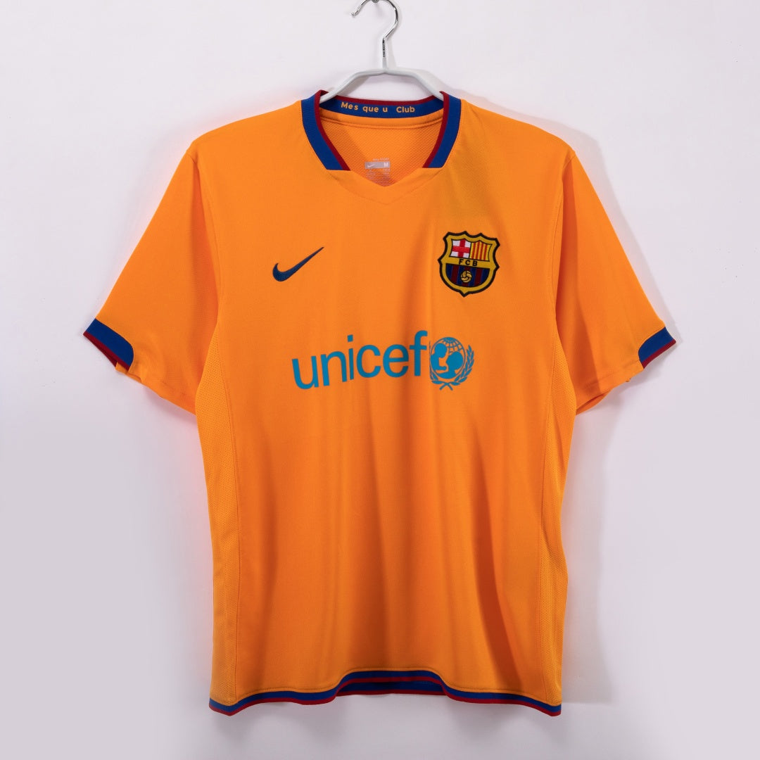 2006-2007 Barcelona Away Retro Jersey