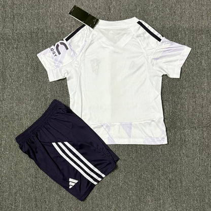 25/26 Manchester United Away Kids Set