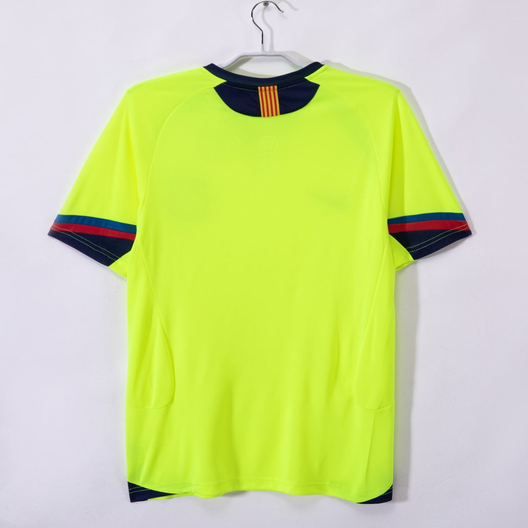 2005-2006 Barcelona Away Retro Jersey