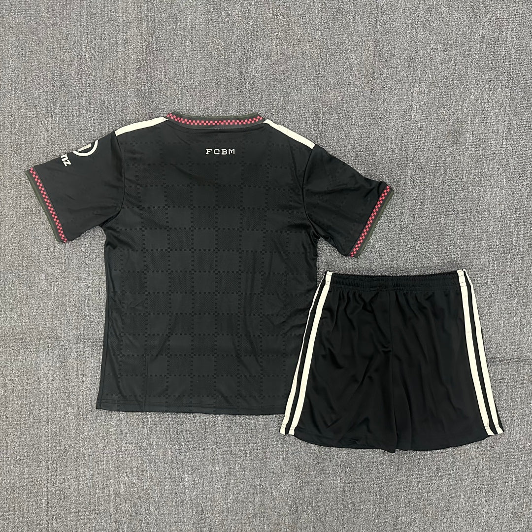 25/26 Bayern Munich Away Kids Set