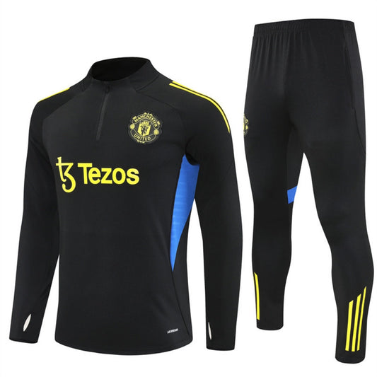 25/26 Manchester United Black Tracksuit