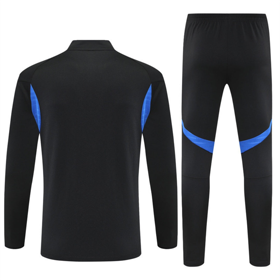 25/26 Manchester United Black Tracksuit