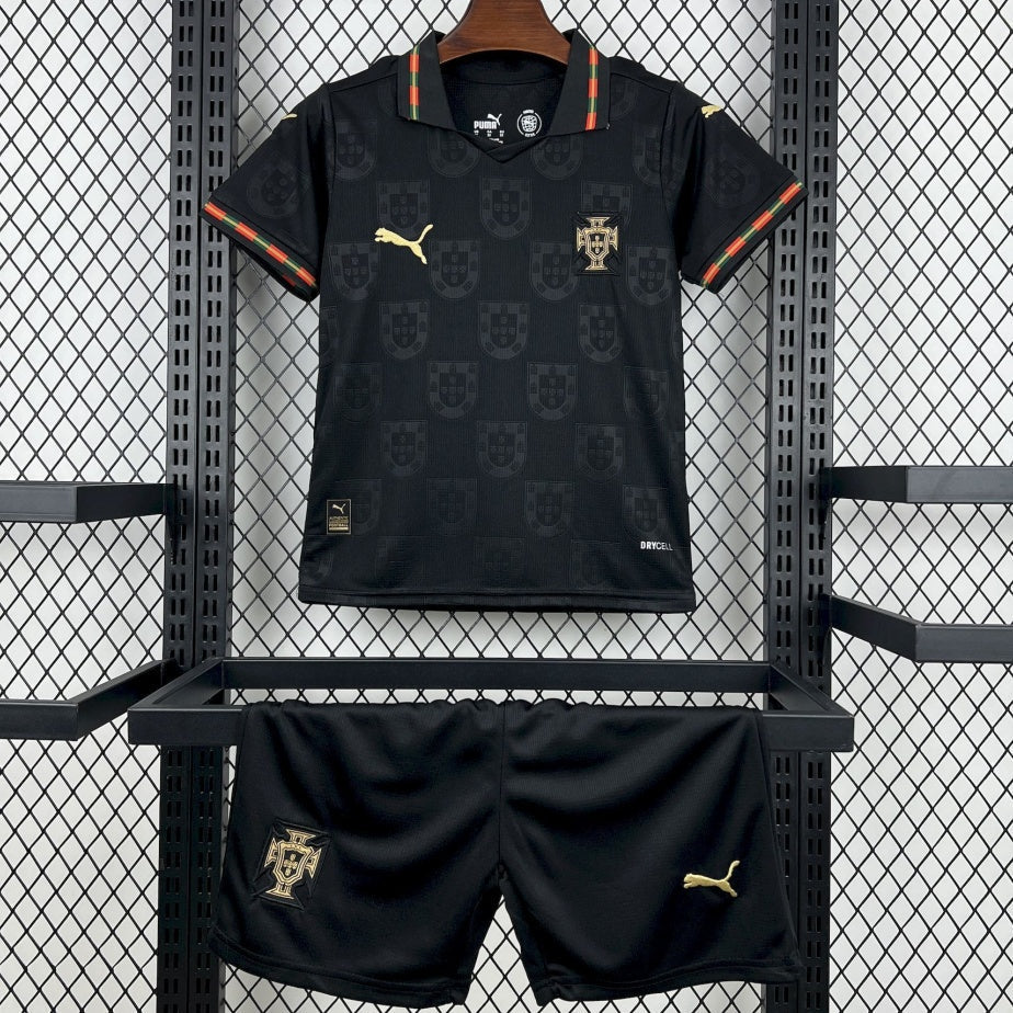 25/26 Portugal Special Kids Set