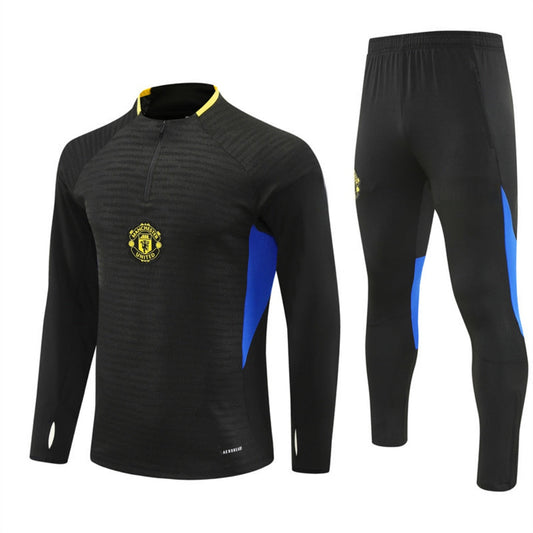 25/26 Manchester United Black Special Tracksuit