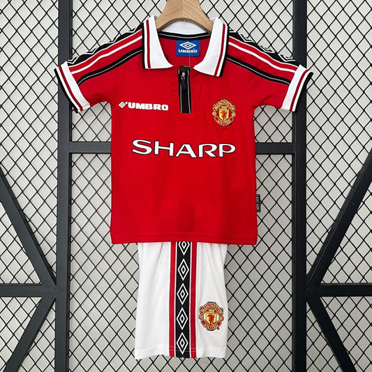 1998-1999 Manchester United Retro Kids Set