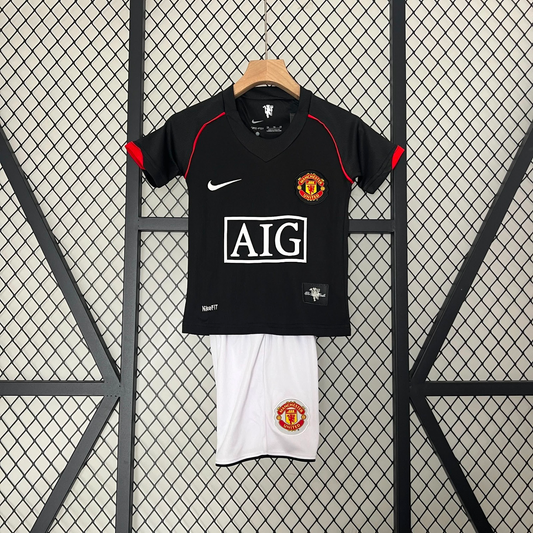 24/25 Manchester United Kids Set