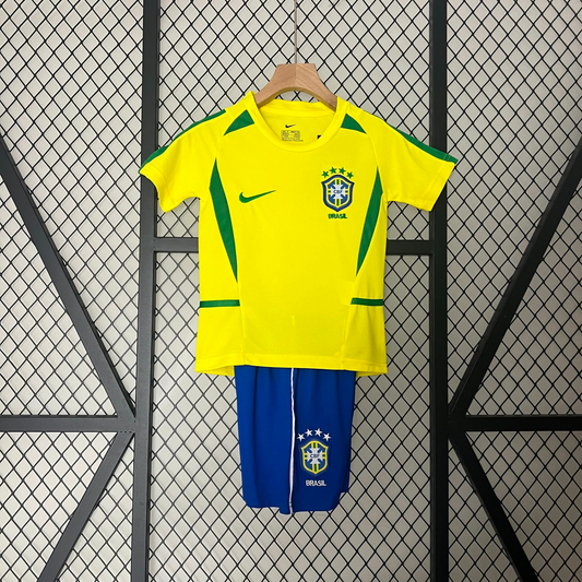 24/25 Brazil Retro Kids Set